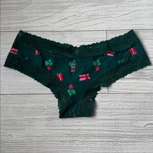 Green Lace Trim Panties with Gift Print